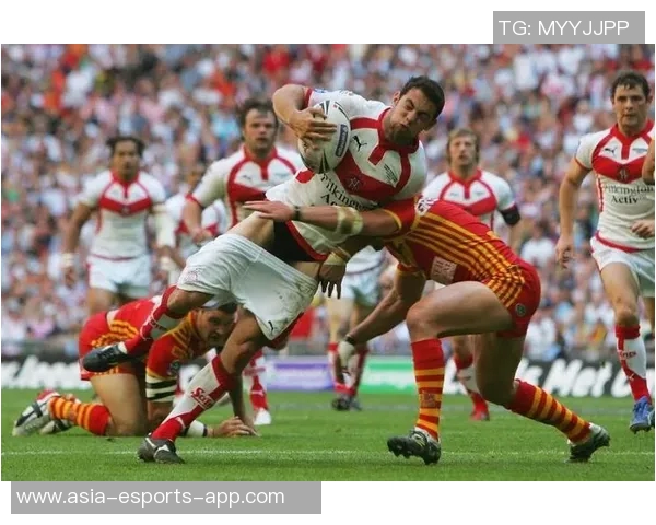 在足球场上为球星定格瞬间记录荣耀与激情的摄影师之旅