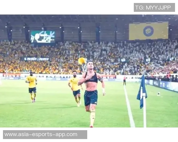 全球足坛新星崛起与传奇球员对决引发的热议与未来趋势分析